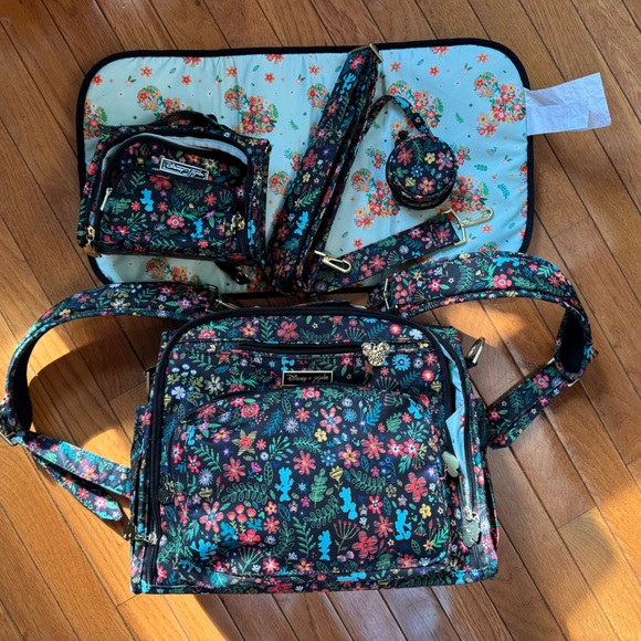 Disney Jujube Amour des Fleurs BFF and micro BFF with extras - Picture 1 of 5